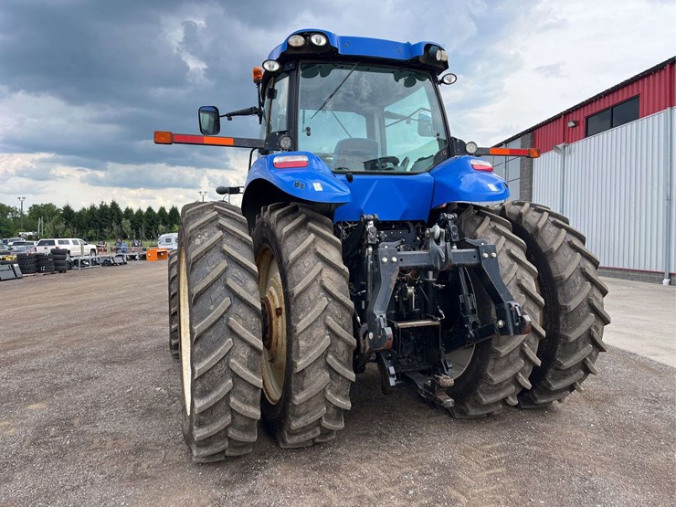 2012-new-holland-t8.300-image-5