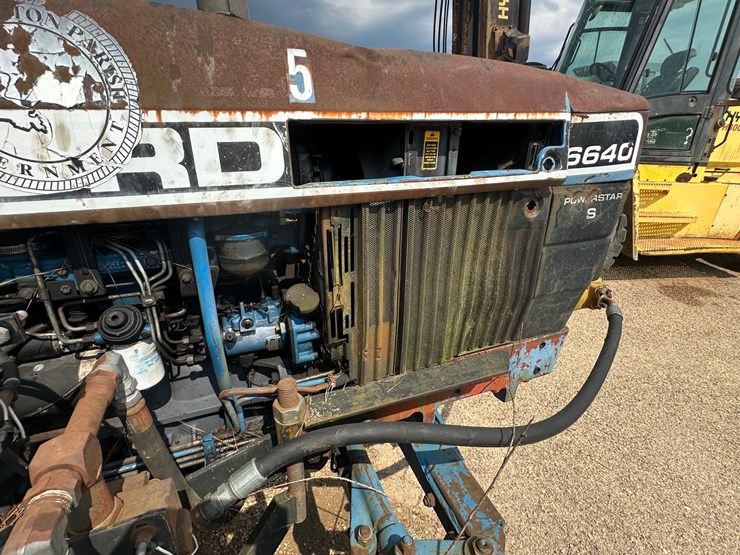 ford-6640-image-39