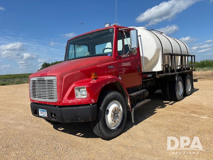 1995-freightliner-fl80-image-28