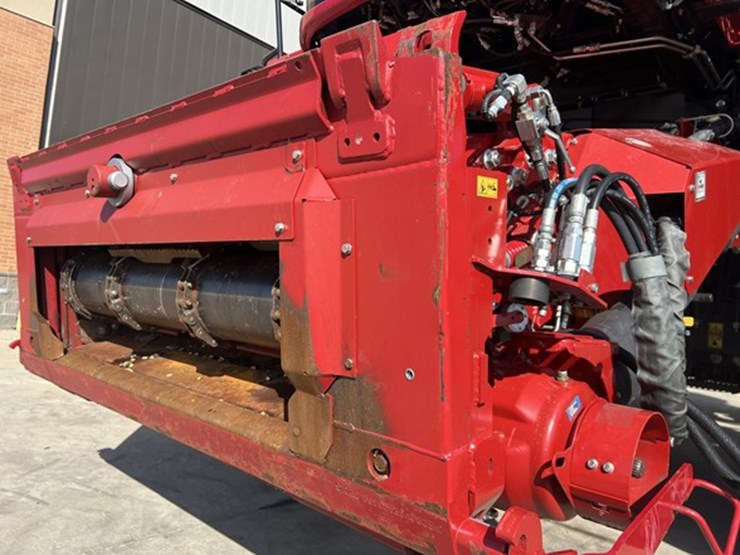 2022-case-ih-8250-image-16
