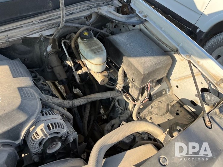 2009-gmc-3500-image-62
