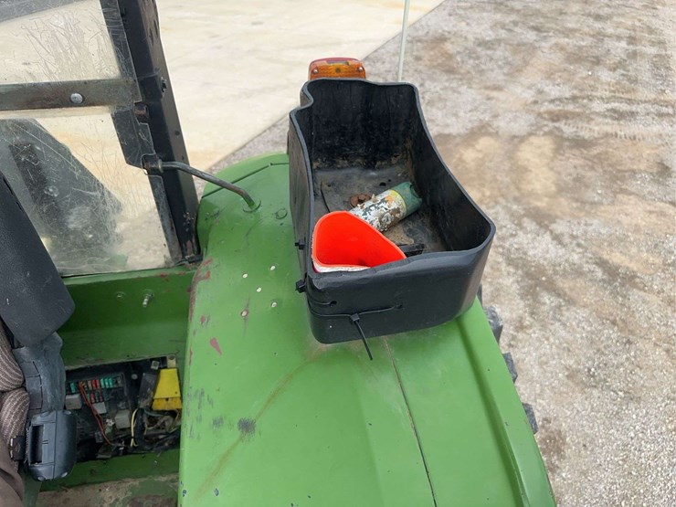 1999-john-deere-6310-image-30