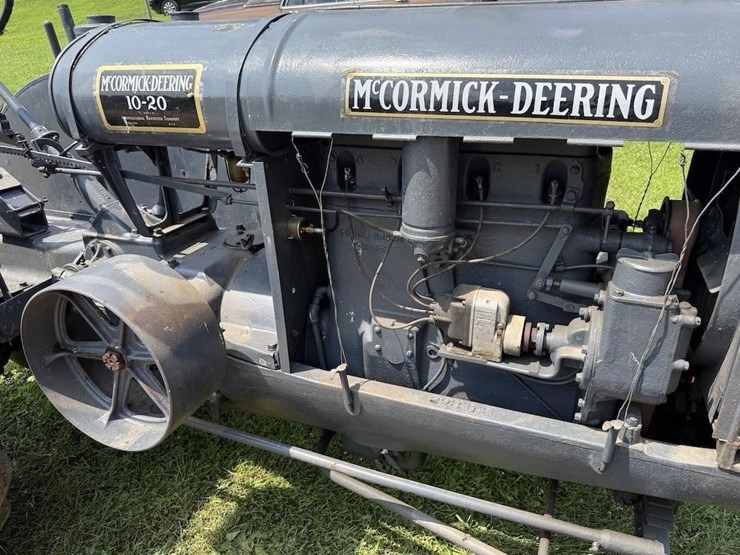 mccormick-deering-10-20-tractor-image-8