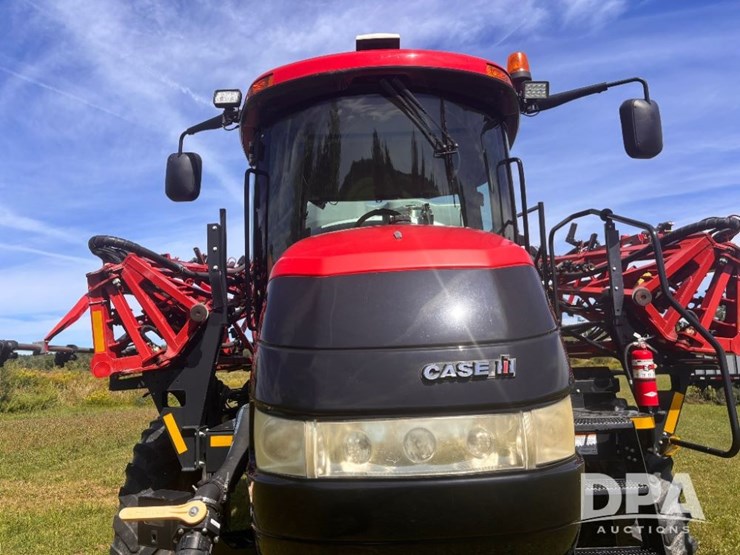2019-case-ih-patriot-4440-image-23