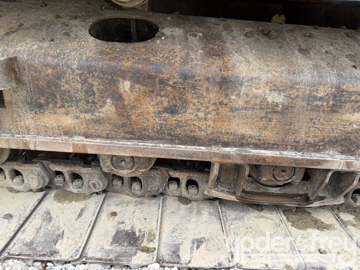 2004-caterpillar-318c-image-28