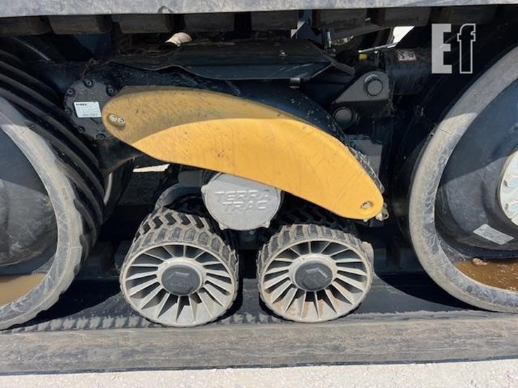 2015-claas-lexion-740-image-19