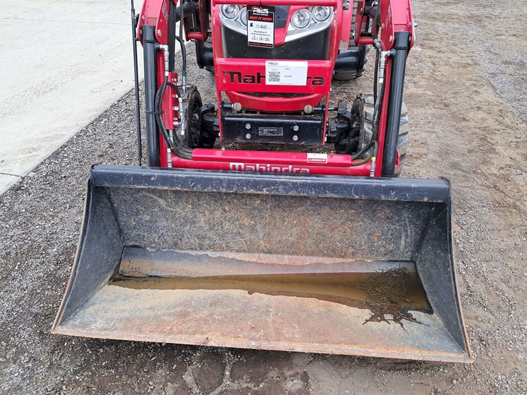 2022-mahindra-max25xlh-4wd-tractor-image-12