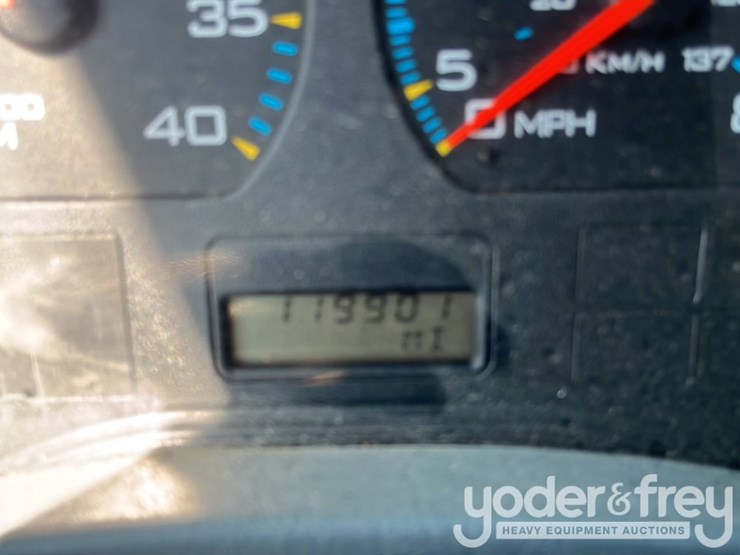 2003-international-durastar-4300-image-36