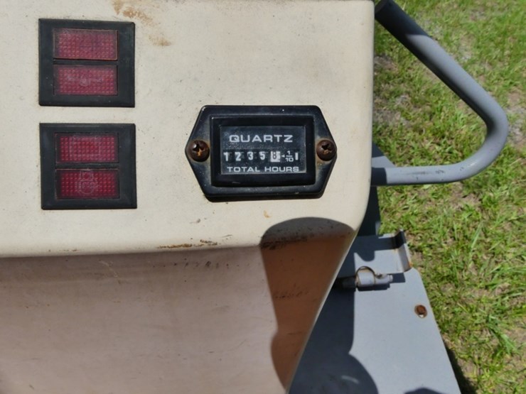 2018-bobcat-e10-image-11