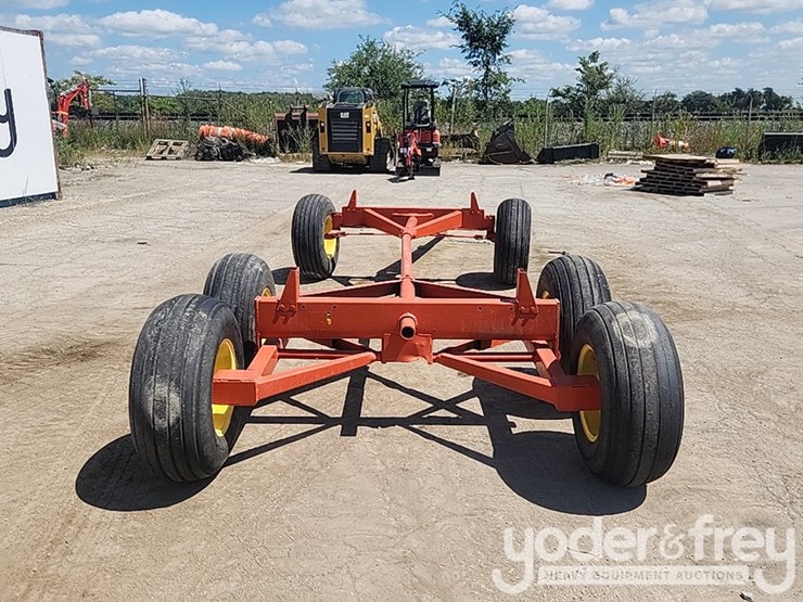 gehl-floating-tandem-axle-trailer,-telescoping-tongue-(no-title-under-4,000lbs)-image-4