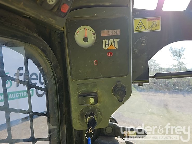 2011-caterpillar-279c-image-35