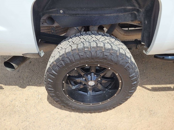 chevrolet-silverado-2500-image-17