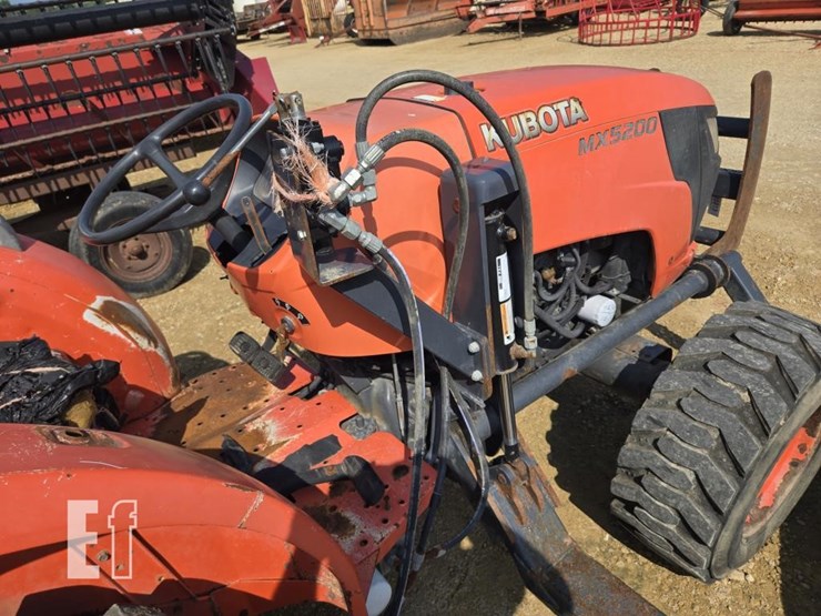 kubota-mx5200-image-15