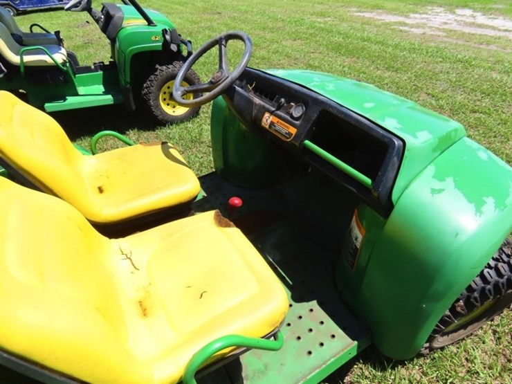 john-deere-gator-image-4