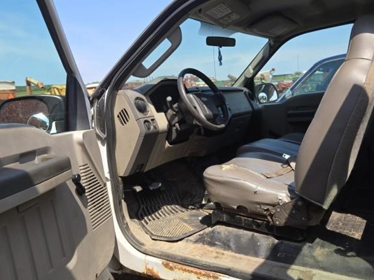 2008-ford-f250-image-21