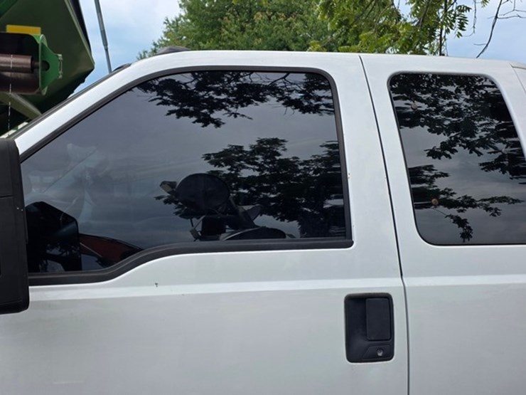 2001-ford-f250-image-12
