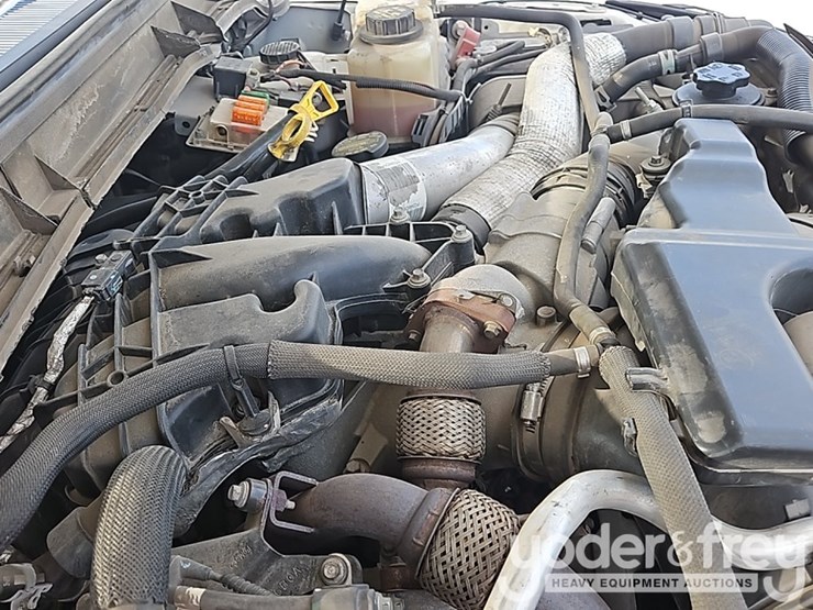 2015-ford-f550-image-30