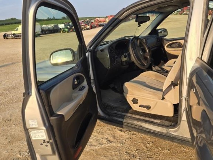 2005-chevrolet-trailblazer-image-7