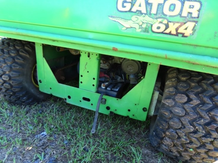 john-deere-gator-image-9
