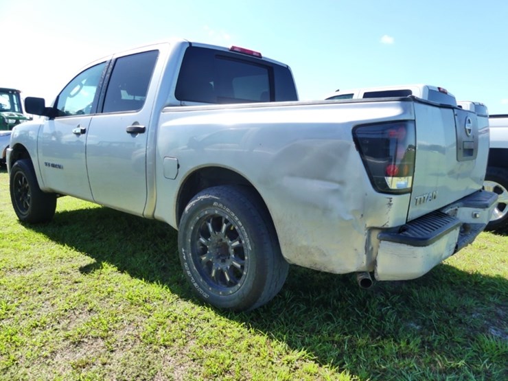 2005-nissan-titan-image-4