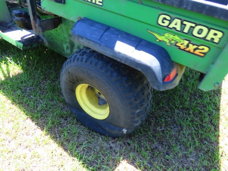 2013-john-deere-gator-image-8