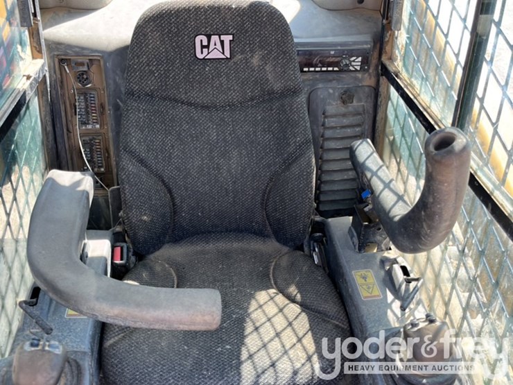 2018-caterpillar-289d-image-24