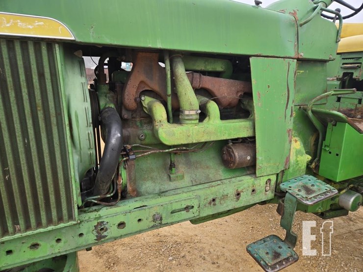 john-deere-4520-image-5