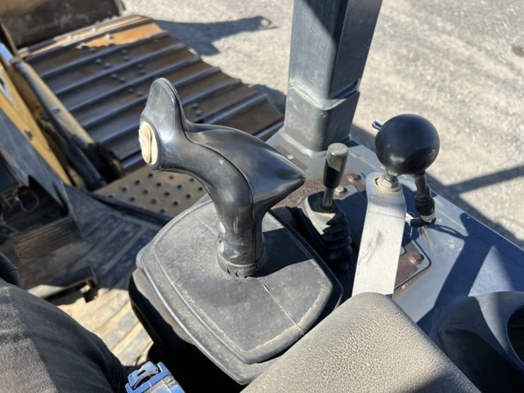 deere-750j-lgp-image-33