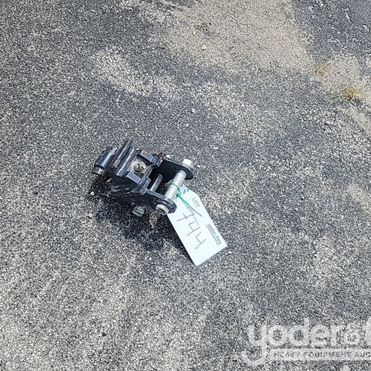 Unused 2025 TPM Quick Hitch, c/w 1” Pin Diameter to suit Mini Excavator