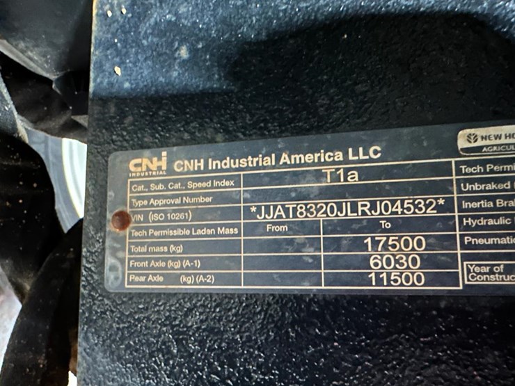 2020-new-holland-t8.320-image-83