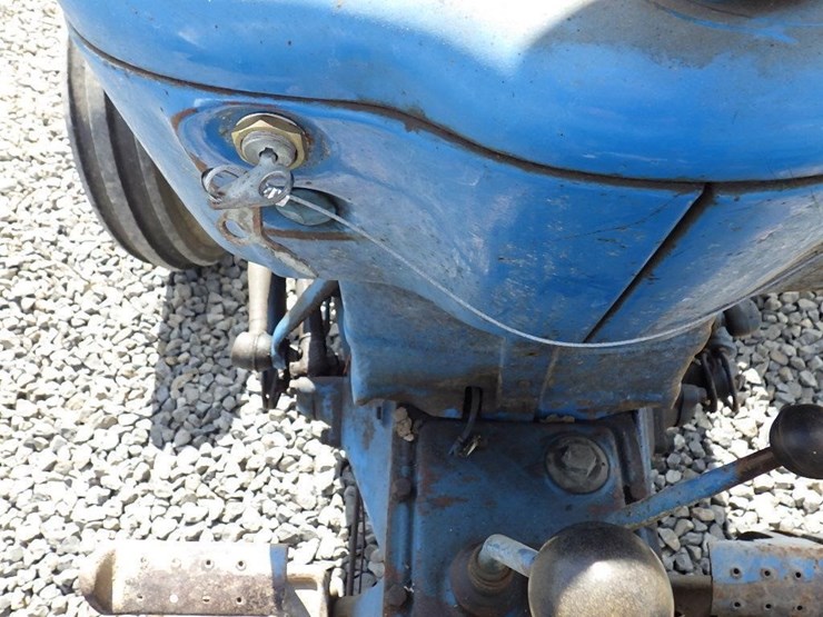 ford-tractor-image-24