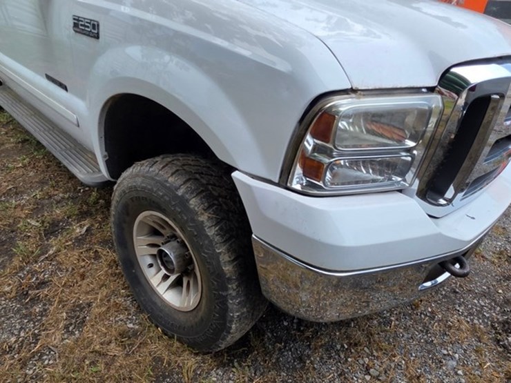 2001-ford-f250-image-30
