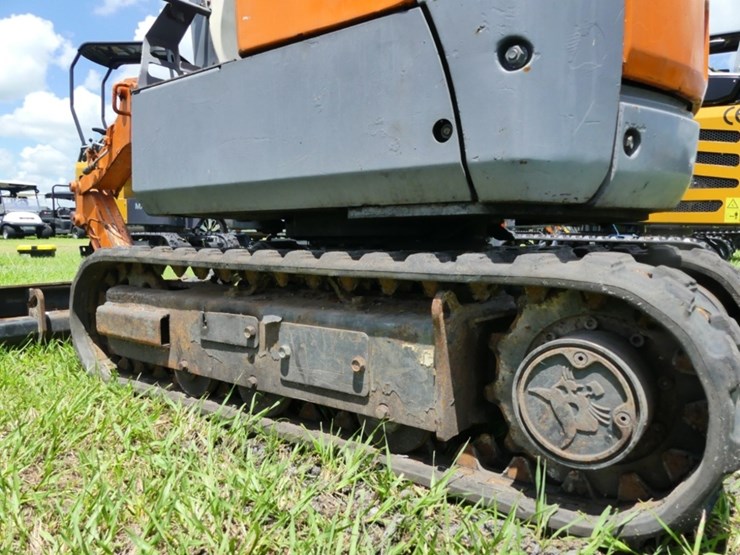 2018-bobcat-e10-image-5
