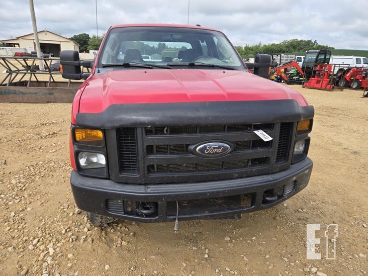 2010-ford-f250-image-3