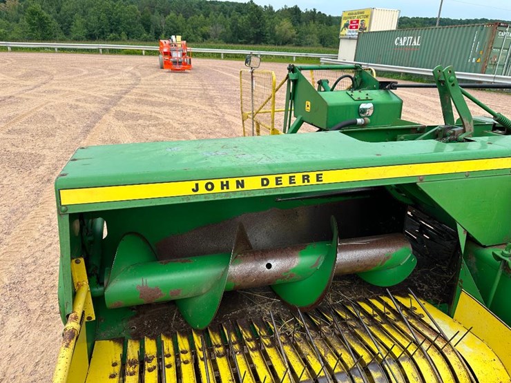 john-deere-336-image-17