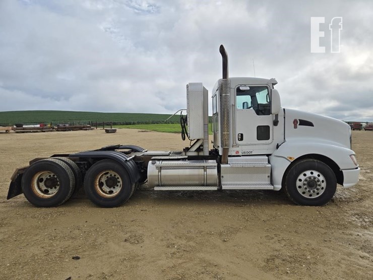 2013-kenworth-t660-image-5