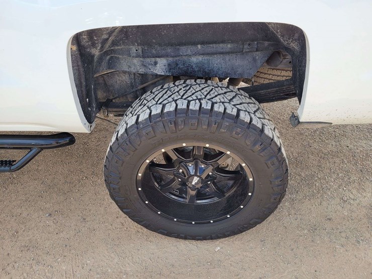 chevrolet-silverado-2500-image-18