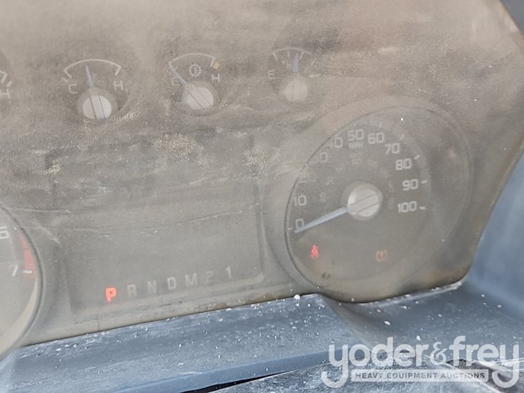 2015-ford-f250-xl-image-27