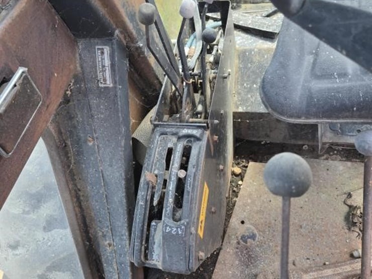 allis-chalmers-7020-image-15