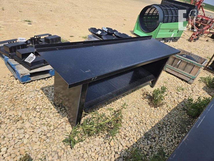 new-28-x-90-kc-work-bench-image-1