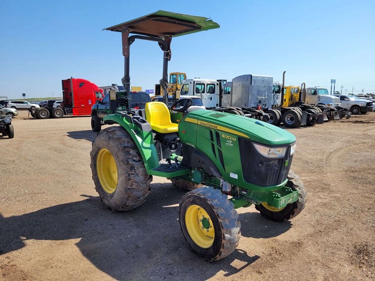 john-deere-4052m-image-2