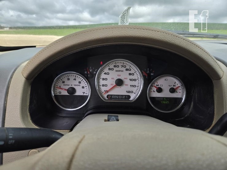 2005-ford-f150-image-23