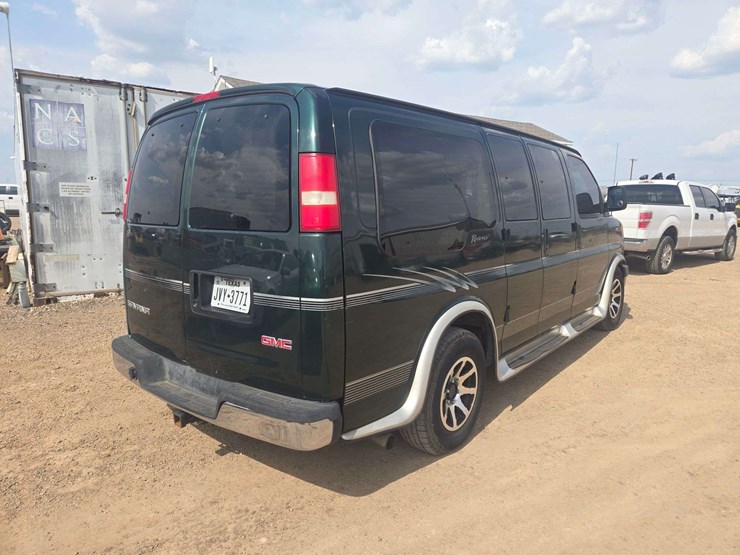 2003-gmc-1500-image-3