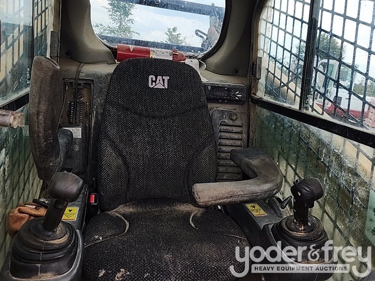 2019-caterpillar-289d-image-23