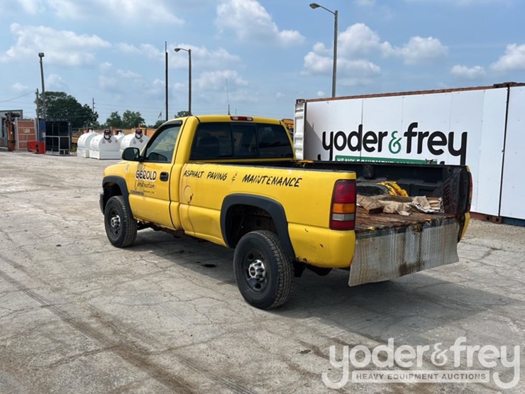2006-gmc-2500hd-image-3