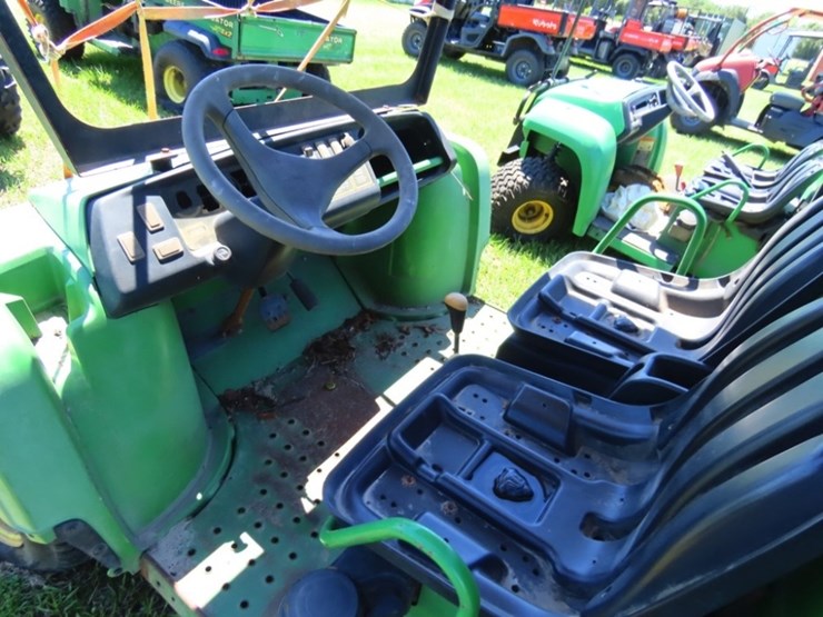 2009-john-deere-gator-image-11