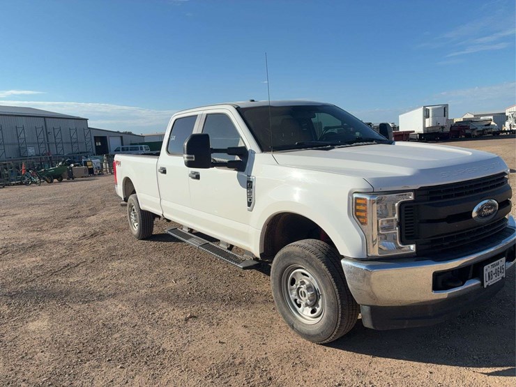 2019-ford-f250-image-2
