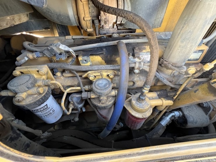 deere-750j-lgp-image-29