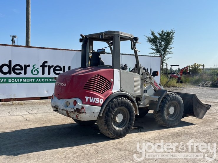2007-takeuchi-tw50-image-5