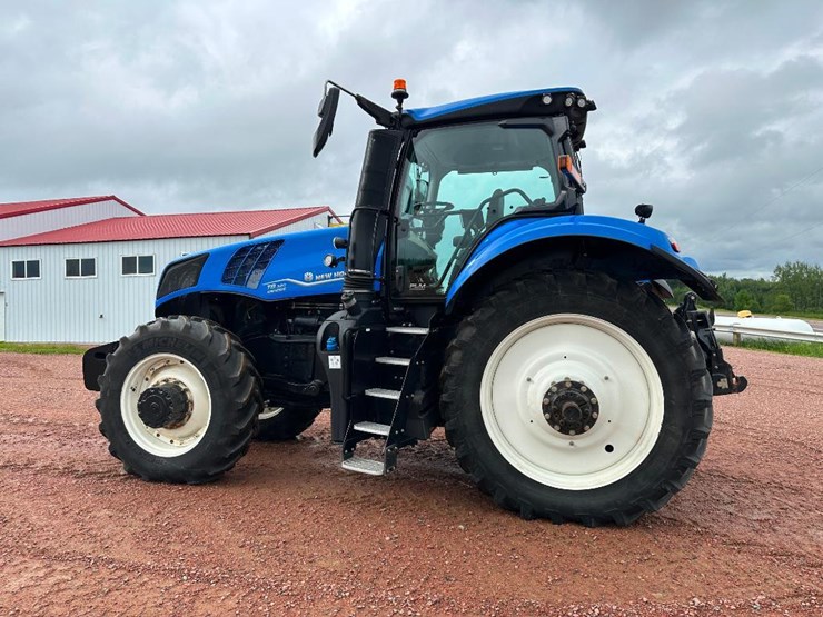 2020-new-holland-t8.320-image-6